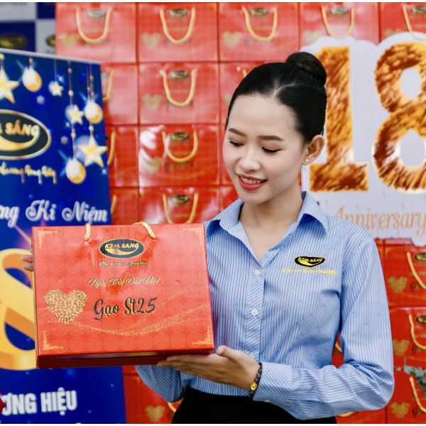 HỘP GẠO ST25 CAO CẤP 2KG; 4KG VÀ 5KG